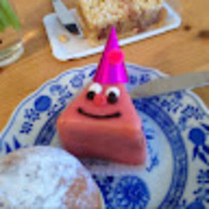 Meet your Posher, Lacey